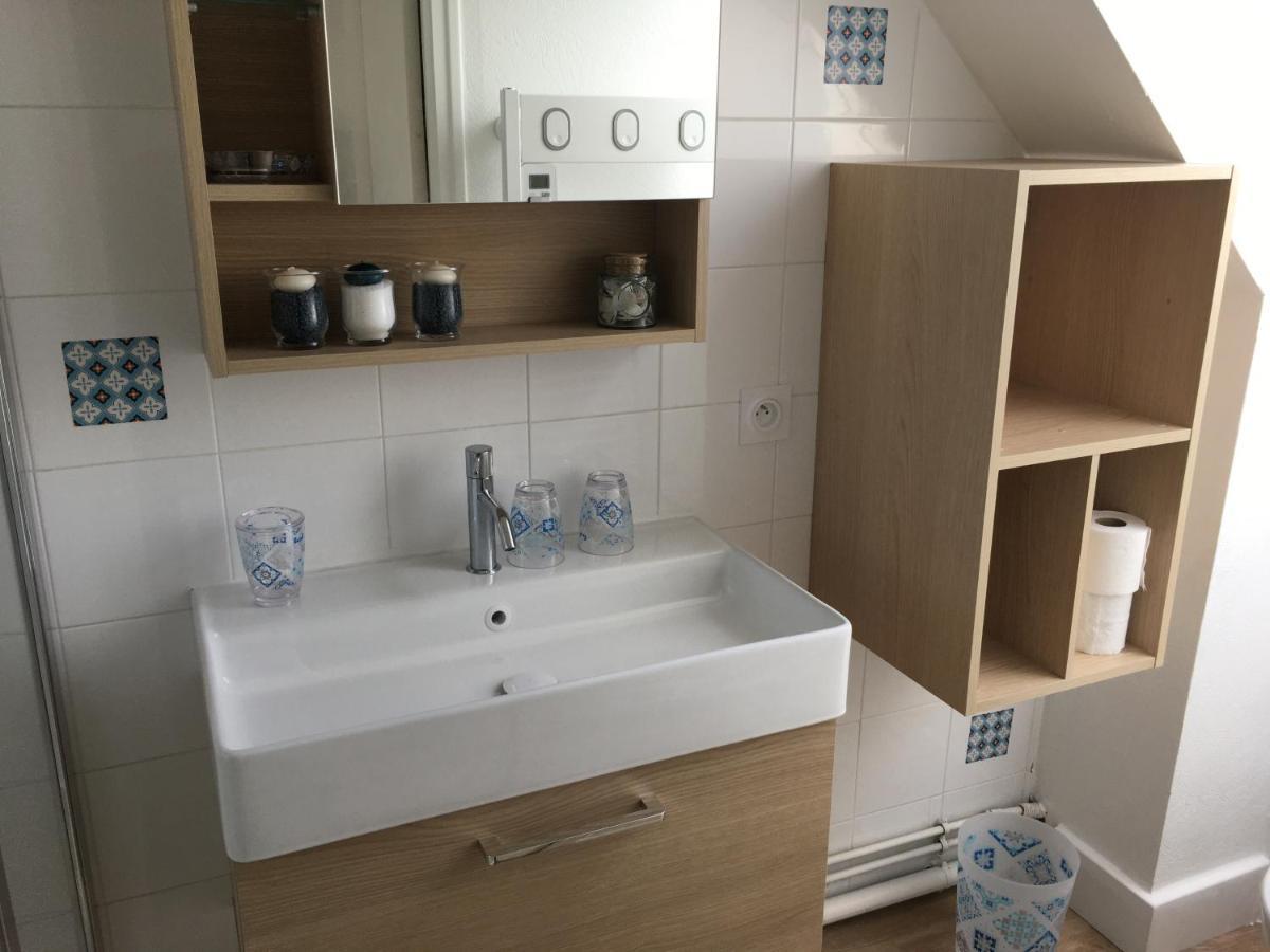 Ferienwohnung Tout A Pied ! T2 25M2 - Parking Prive - Wifi Larmor-Plage Exterior foto