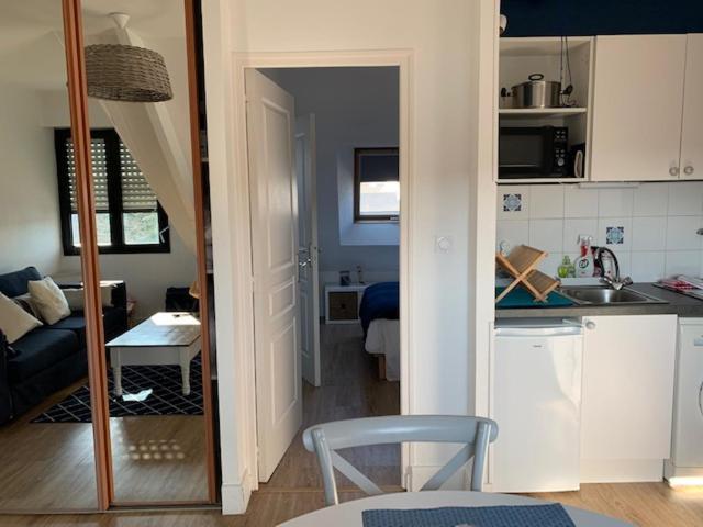 Ferienwohnung Tout A Pied ! T2 25M2 - Parking Prive - Wifi Larmor-Plage Exterior foto